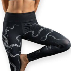 Society6 Octopus Print Leggings - Women's Small - Black & White